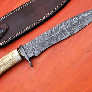 Cuchillo de Caza de Hoja Fija de Acero de Damasco Forjado a Mano con Funda de Cuero para Supervivencia al Aire Libre, Camping, Bushcraft y Uso General - Product Image 5