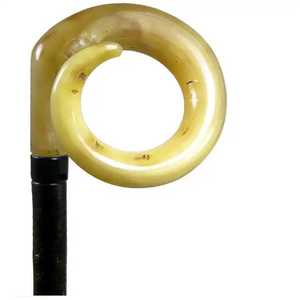 Mango de bastón de cuerno fuerte para senderismo y uso al aire libre Artesanía duradera Exportación Tradebyd - Product Image 1