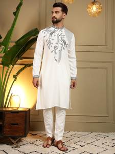 Antra Lifestyle Kurta pour homme, longueur genou, sans plis, en soie brodée avec des sequins, style traditionnel pour festivals, fêtes et mariages - Product Image 2