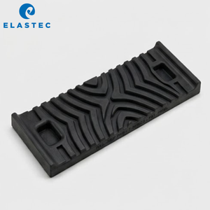 Tapis de sol en caoutchouc industriel et de gym Elastec haute résistance, très vendu - 500x500mm, dureté Shore 38-65, caoutchouc BR/SBR, fabriqué au Vietnam - Product Image 1