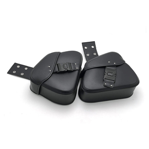 Sacs latéraux de moto en cuir noir personnalisés 2026 avec fermeture à boucle et sangles de fixation - Product Image 2