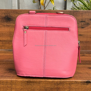 2025 New Designer Hand Tooled Cowhide Leather Zipper Crossbody Bag for Women's High Quality Diamond Lattice Quilted Shoulder Bag - Product Image 5