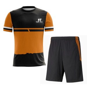 Comfortable Sports Wear Men <b>Soccer</b> Uniform 100% Polyester Men Custom Made Football Uniform - Product Image 1