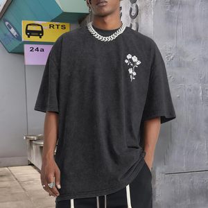 เสื้อยืดพิมพ์ลายพรีเมียมแบบฟอกกรดสำหรับผู้ชาย ผ้าฝ้ายสโตนวอช สตรีทแวร์ โรงงานผลิตเสื้อผ้าตามสั่ง ผู้ผลิตเสื้อผ้าแบบกำหนดเอง - Product Image 3