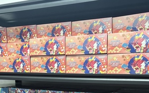 Caja de Regalo con Disfraz de Pikachu Auténtico de Pokémon, Exclusivo de Japón, y Tarjeta de Coleccionista (Ediciones de Tohoku, Hiroshima y Fukuoka) - Product Image 4