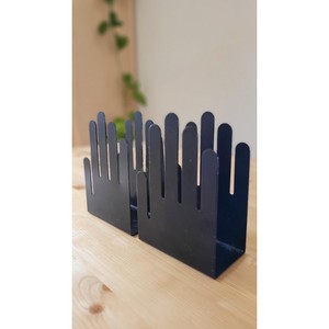 High Standard Quality Modern Metal Hand Shape Napkin Holder Free Standing Table Decorative <b>Stand</b> - Product Image 5