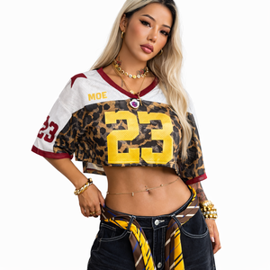 Crop top personnalisé à imprimé léopard pour femme, maillot de football américain Y2K, uniforme d'équipe personnalisé à col en V, marque privée, streetwear sexy - Product Image 1