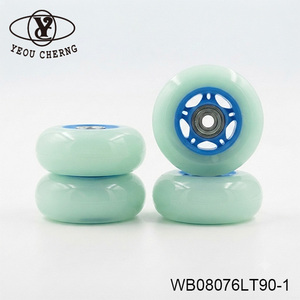 Rueda de Patinaje YEOU CHERNG WB08076LT90-1, Núcleo Azul, Vista Trasera Transparente Azul - Product Image 5