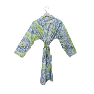 Kimono con cuello en V Sleepy time Serenity con diseño simple y estampado floral para ropa informal Kimono de algodón suave para una noche tranquila - Product Image 1