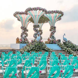 Mandap métallique blanc pour mariage en extérieur - Product Image 3