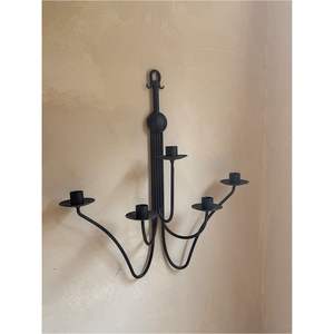 Applique murale vintage en fer forgé, porte-bougie à 2 lumières, en métal noir mat, style candélabre rétro, support de pilier suspendu, décoration intérieure - Product Image 3