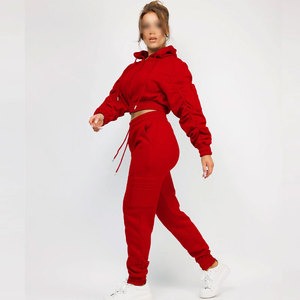 Conjunto de Sudadera Corta Roja y Pantalones Jogger para Mujer, Ropa Casual Urbana, Color Sólido, Manga Larga, Transpirable, Tejido de Punto, 100% - Product Image 1