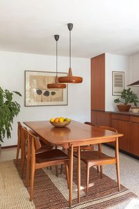 Ensemble de salle à manger minimaliste en bois, 6 chaises à dossier solide, meubles durables pour la salle à manger - Product Image 2