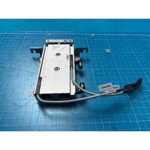 Cylindre à double tige coulissante SMC CXSL15-50-DCK6573K, utilisé comme pièce détachée pour équipement semi-conducteur Legacy - Product Image 4