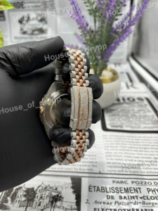 Reloj de Pulsera de Lujo con Diamantes de Moissanita en Acero Inoxidable, Esfera Árabe, Bisel con Incrustaciones de Diamantes, Diseño de Dos Tonos - Product Image 2