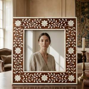 Cadre photo de luxe en os incrusté, artisanal, décoratif pour la maison, pour la présentation de souvenirs de mariage - Product Image 1