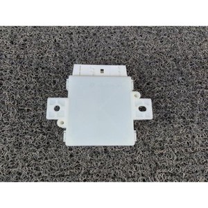 ECUs y Módulos de Computación Usados de Clase M A1645453716 - Product Image 4