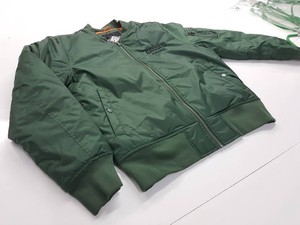 Premium Men's <b>Quilted</b> Bomber Jacket with Lightweight Insulation Comfortable Fit and Professional OEM Manufacturing - Product Image 6
