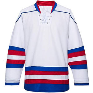 Tenues de rugby pour hommes entièrement sublimées, kits personnalisés avec nom d'équipe imprimé, maillot et short de rugby respirants 100% polyester - Product Image 3