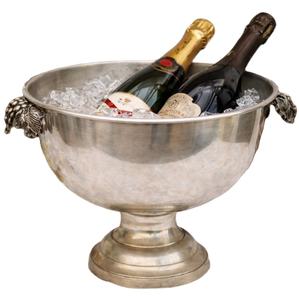 Grande cuve à boissons martelée, seau à glace antique, refroidisseur à vin avec sangles rivetées, bassin à glace en métal rustique pour les fêtes - Product Image 1