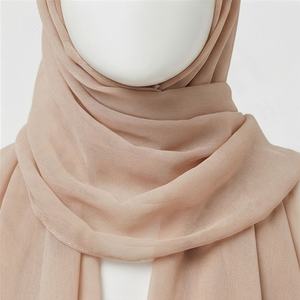 Pañuelo Ligero de Chifón, Suave y Transpirable, Chal de Verano, Hijab de Moda para Mujeres Musulmanas, Elegante y Cómodo para Uso Diario, Viajes y Actividades al Aire Libre - Product Image 4
