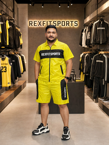 ชุดวอร์มไนลอนสีเหลืองดำแบบกำหนดเองสำหรับผู้ชาย REXFIT SPORTS 2026 ชุด 2 ชิ้น เสื้อแจ็คเก็ตแขนสั้นมีซิป กางเกงขาสั้น ชุดกีฬา ผู้ผลิต - Product Image 2