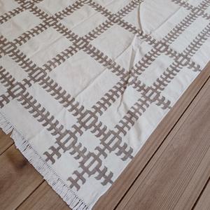 Tapis en laine fait main Durrie, motif abstrait gris et blanc minimaliste, tissage plat, écologique, antidérapant - Product Image 1