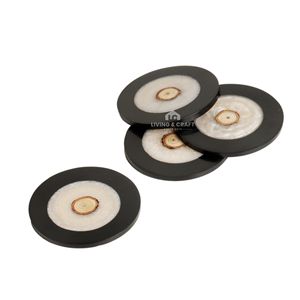 Juego de Posavasos Modernos de Resina y Madera Natural con Posavasos Reutilizables Ecológicos para Mesa de Centro y Decoración de Comedor - Product Image 1