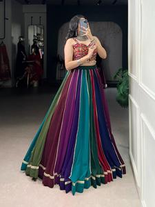 Lehenga Choli traditionnel multicolore en georgette réversible et extensible pour femme, idéal pour mariage, mariée, Ghagra, tenue ethnique indienne et pakistanaise pour fête - Product Image 3