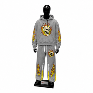 Ensemble survêtement homme gris motif flamme et crâne, sweat à capuche et pantalon, streetwear, manches longues, fermeture à cordon, imprimé, en promotion - Product Image 1