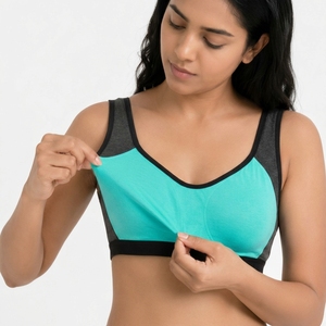 Women Non-Wired Seamless Breathable Sports <b>Bra</b> with <b>Halter</b> <b>Neck</b> for Running Yoga Gym and Daily Activities Medium Support - Product Image 4