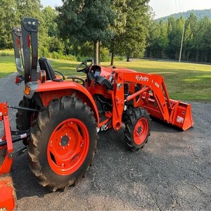 Tracteur compact diesel Kubota L3901 4x4 avec chargeur et pelle arrière - Product Image 4