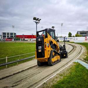 Minicargadora y Retroexcavadora de Orugas CAT 259D3 Usada con Caja de Cambios y Cucharón Frontal Compacto, Equipo de Construcción - Product Image 4