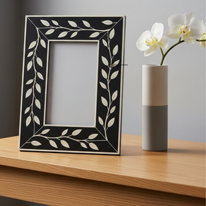 กรอบรูปฝังกระดูกสีดำลายดอกไม้ งานฝีมือสุดหรู ของขวัญสุดพิเศษ - Product Image 4
