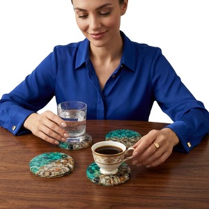 Ensemble de sous-verres ronds en résine avec motif galet, faits à la main, style classique, tapis et dessous de verre - Product Image 2