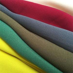 Tissu en crêpe de polyester pur, qualité export, texture fine, élégant, tombé fluide, finition mate, pour robes, chemisiers et vêtements de mode - Product Image 4
