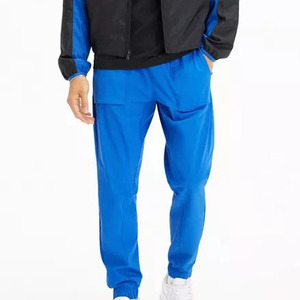 Ensemble de survêtement coupe-vent pour homme avec bandes réfléchissantes, design personnalisé - Product Image 4
