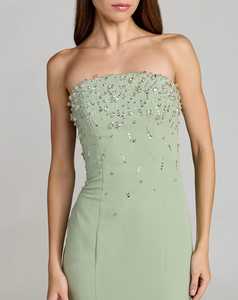 Robe de soirée élégante sans bretelles vert sauge perlée, coupe fourreau, longueur ras du sol, en satin anti-plis à motif géométrique - Product Image 5