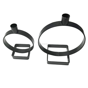 Ensemble de 2 bougeoirs ronds en fer forgé noir pour décoration de la maison pour les mariages ou les occasions spéciales - Product Image 4