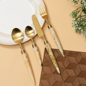 Ensemble de couverts en acier inoxydable de qualité supérieure pour une expérience culinaire élégante et un usage quotidien, avec étiquetage privé - Product Image 1