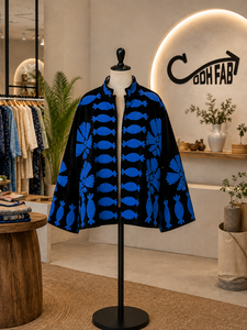 Veste Sujani en velours noir pour femme, broderie de poisson bleue, faite à la main, style bohème, manteau ethnique de créateur, vêtements d'extérieur de boutique, vente en gros Inde - Product Image 1