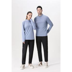 ชุดวอร์มทีมออกแบบ 2 แบบ 1 ชุด คุณภาพสูง 6 แบบเทรนด์กีฬา OEM สั่งทำพิเศษ พิมพ์ลายแบบระเหิด เป็นมิตรกับสิ่งแวดล้อม โพลีเอสเตอร์ 100% - Product Image 1