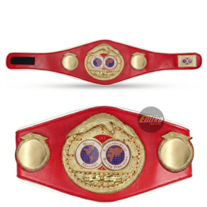 Cinturón de Campeonato Internacional de Boxeo IBF de Primera Calidad, Correa de Cuero Roja, Placa Central con Diseño de Águila, Tamaño Personalizado - Product Image 1