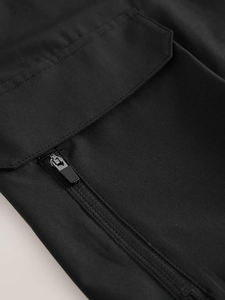 Shorts cargo noirs pour hommes 2026, taille élastique, séchage rapide, longueur Bermuda, style décontracté avec poches, couleur unie, tissu polyester - Product Image 3