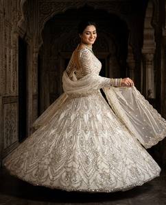 Divyam Creation Lehenga Choli brodé rose en Spandex, réversible, séchage rapide, évacuation de l'humidité, coupe classique, longueur au sol - Product Image 6