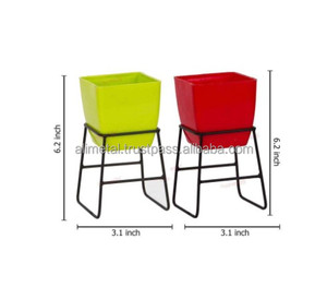 Maceta de escritorio de plástico y metal verde y rojo con soporte personalizable para decoración de jardín interior y exterior para Balcón de granja - Product Image 3