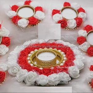 Centre de table décoratif léger et écologique en bois fait main indien, motif traditionnel multicolore, avec pompon floral, pour mariage et thé - Product Image 3