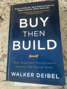 Compre y construya: Libro de Walker Deibel en inglés, edición Peperback, sobre crecimiento empresarial, emprendedoría e inversión. - Product Image 4