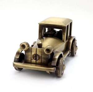 Figura Decorativa de Coche Antiguo de Latón, Estatua Decorativa para el Hogar, Oficina, Decoración de Mesa y Exhibición Coleccionable - Product Image 5