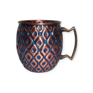 Mug à Moscow Mule en cuivre antique |   Mug à cocktail vintage gaufré avec poignée design |   Articles de bar et de boisson en gros - Product Image 4